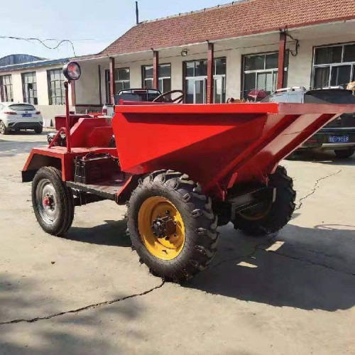 翻斗車