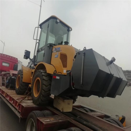 晉工裝載機(jī)掃路車 臨工裝載機(jī)掃車