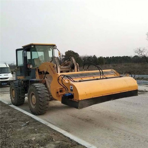四川鏟車清掃車,鏟車清掃去器優(yōu)質(zhì)供應(yīng)商