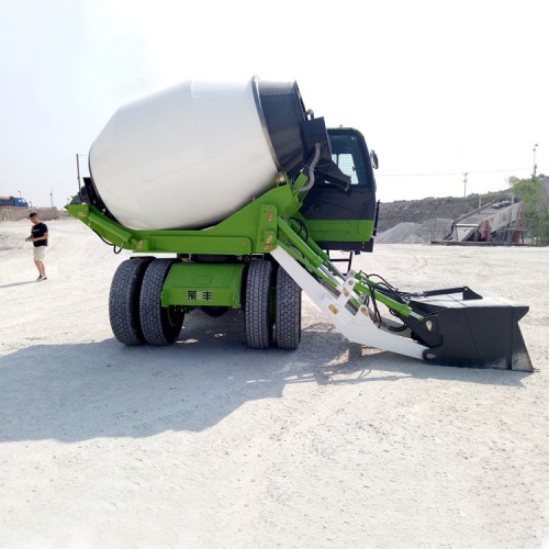 供應(yīng)工程攪拌車  萊豐 價(jià)格優(yōu)惠 新型打地坪攪拌車