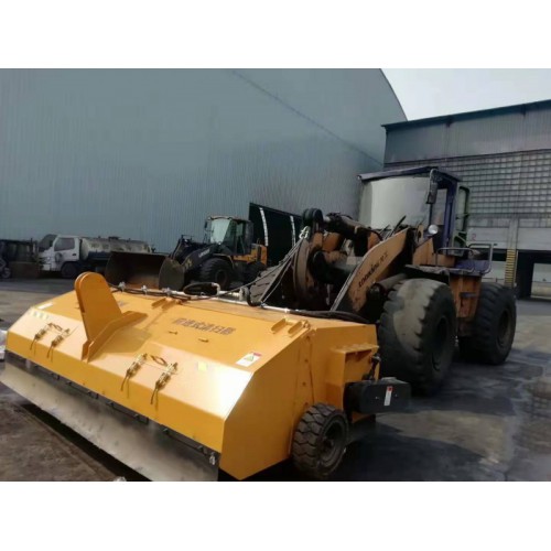 柳工鏟車清掃 龍工裝載機清掃 山工掃地機 晉工清掃 徐工清掃