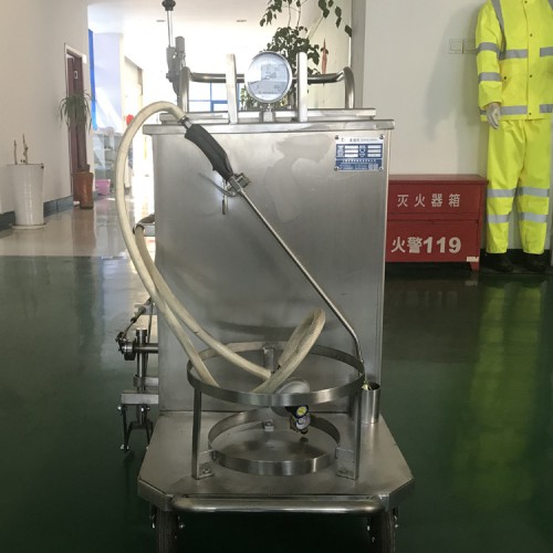 中型灌縫機 小型瀝青公路灌縫機