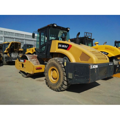 轉(zhuǎn)讓二手22噸壓路機(jī)低價處理徐工二手壓路機(jī)