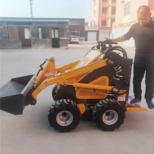工程輪式滑移小鏟車  碼頭專用微型小鏟車 現(xiàn)貨出售