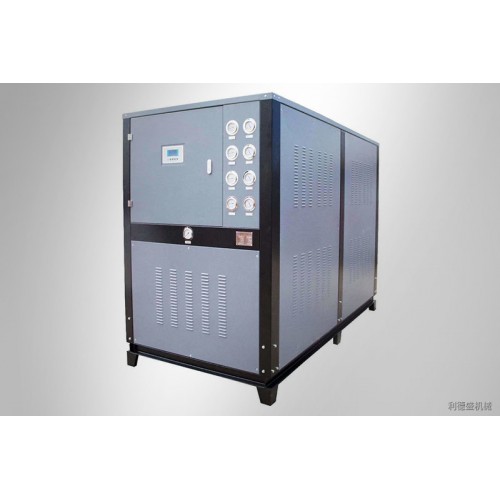 箱式風(fēng)冷冷水機    箱式風(fēng)冷冷水機廠家