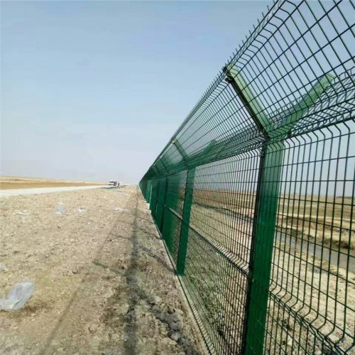 機場鋼絲圍界網 巡關道路隔離網價格