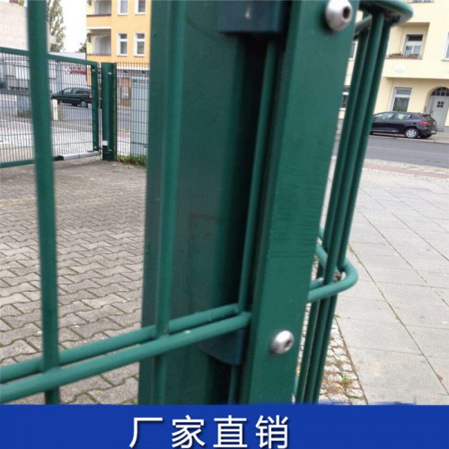 雙緯絲護欄網 夾絲隔離網 鐵絲網圍欄