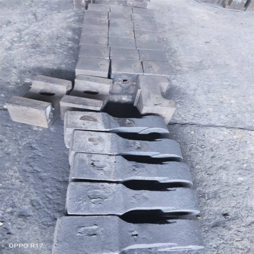 破碎機(jī)錘子高鉻合金耐磨錘頭煤矸玄武鵝卵石硬質(zhì)骨料專用甩錘榔頭