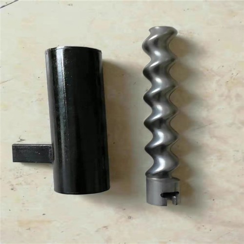 河北邢臺(tái)石膏噴漿機(jī)膠套螺桿砂漿噴涂機(jī)定子轉(zhuǎn)子配件多功能?chē)娡繖C(jī)