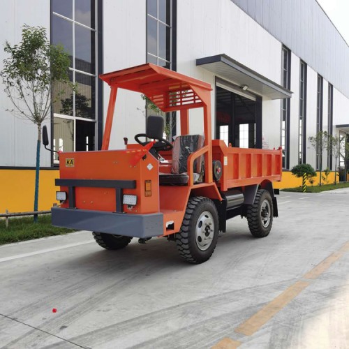 UQ5窄體礦用四輪車四缸發動機 小型礦用運輸車廠家