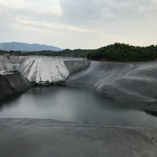 1.2mm養殖場沼氣池防滲膜 軟式透水管尾礦壩渣場防滲膜