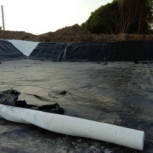 延安養(yǎng)豬場沼液池毛面HDPE土工膜 0.20mmHDPE防滲膜廠家批發(fā)價
