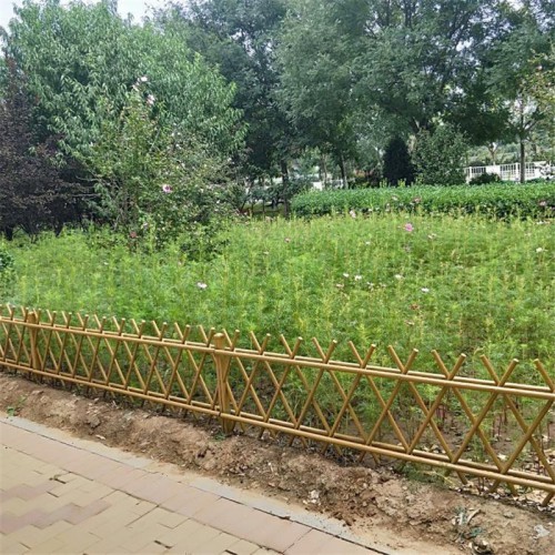 仿竹護(hù)欄廠家