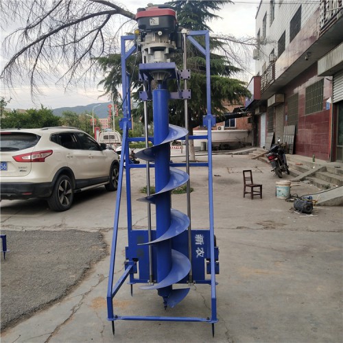 無(wú)需人工的電線桿挖坑機(jī)