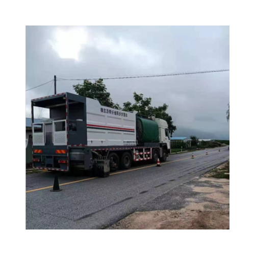 加纖同步碎石封層車(chē)