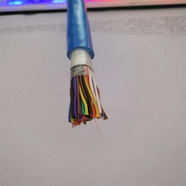 src=http://m.8mav1198.com/skin/default/image/nopic.gif