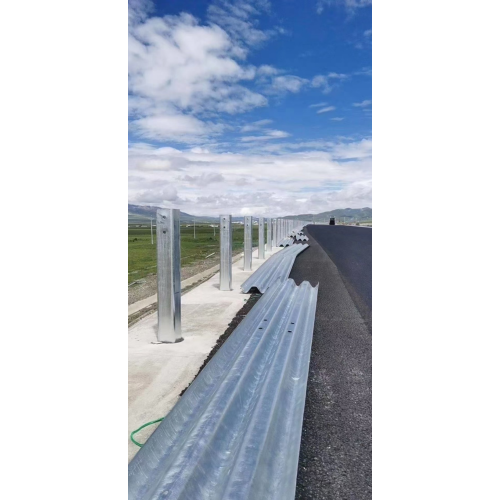 供應(yīng)高速公路護(hù)欄板