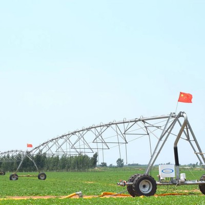 小型平移式噴灌機(jī)