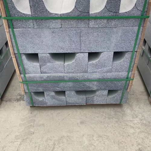 異型石